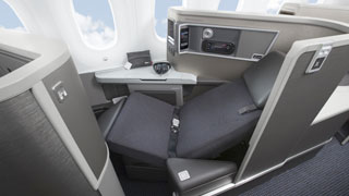 American's Zodiac Business Class Seat (Image: American Airlines)