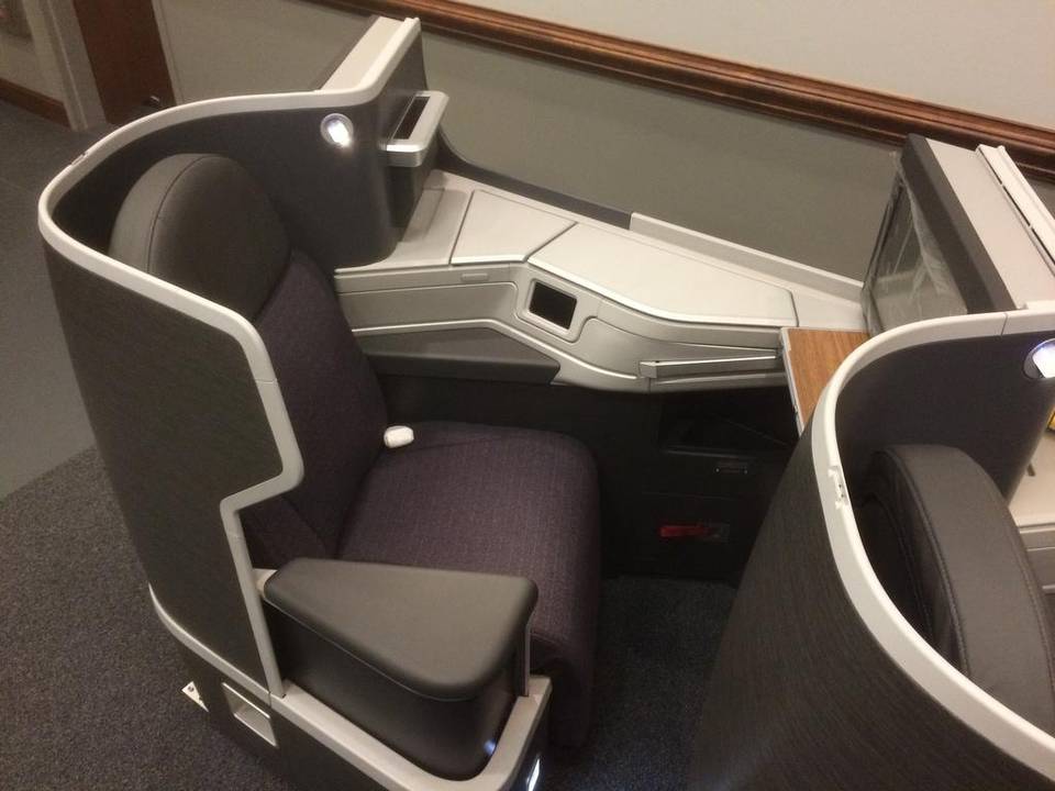 American's B/E Super Diamond Business Class Seat (Image: American Airlines)