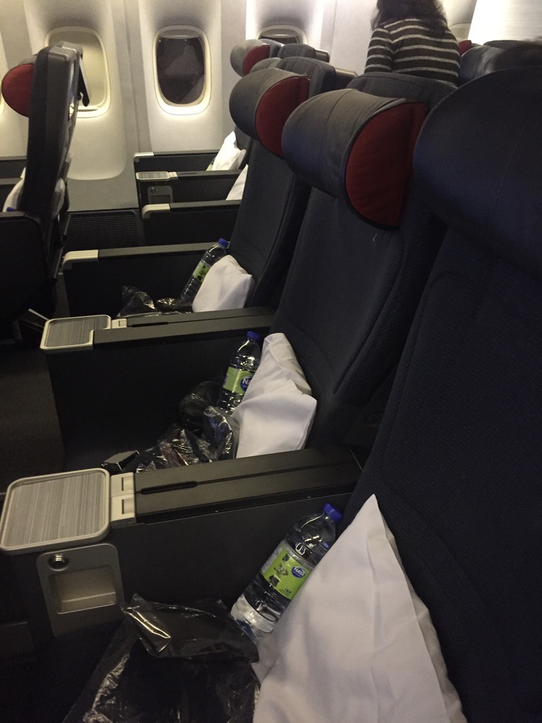 Air Canada Premium Economy Yyz Dxb On Boeing 777 300er