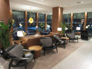 More Seating Areas Cathay Lounge LHR