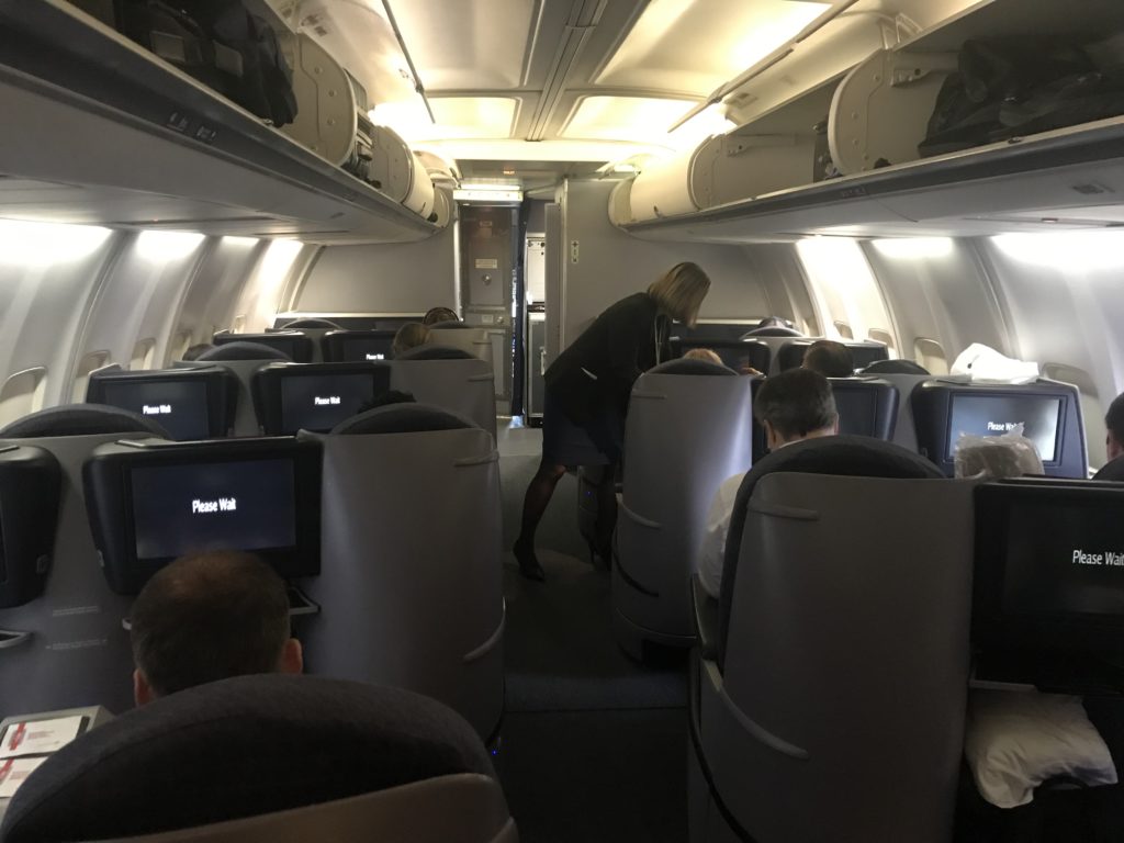 United 757-200 Transcontinental Business Cabin